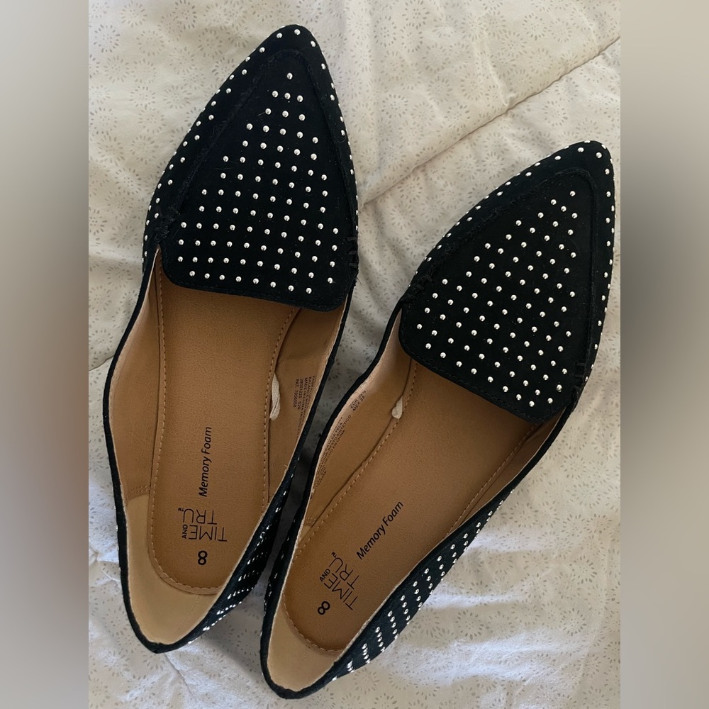 Time & Tru Black Slip On Shoes size 8
